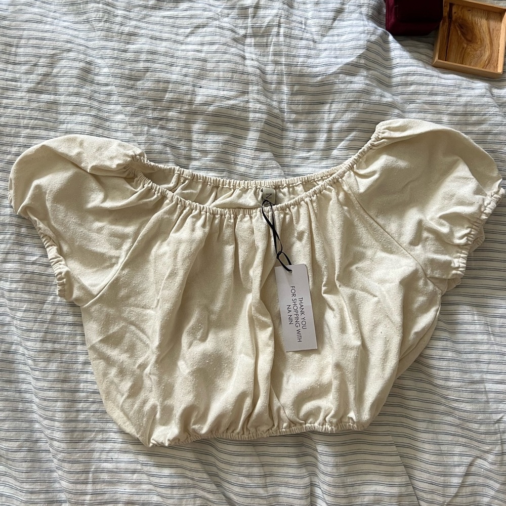Na Nin Stella Raw Silk Crop Top Cream - Picture 5 of 9